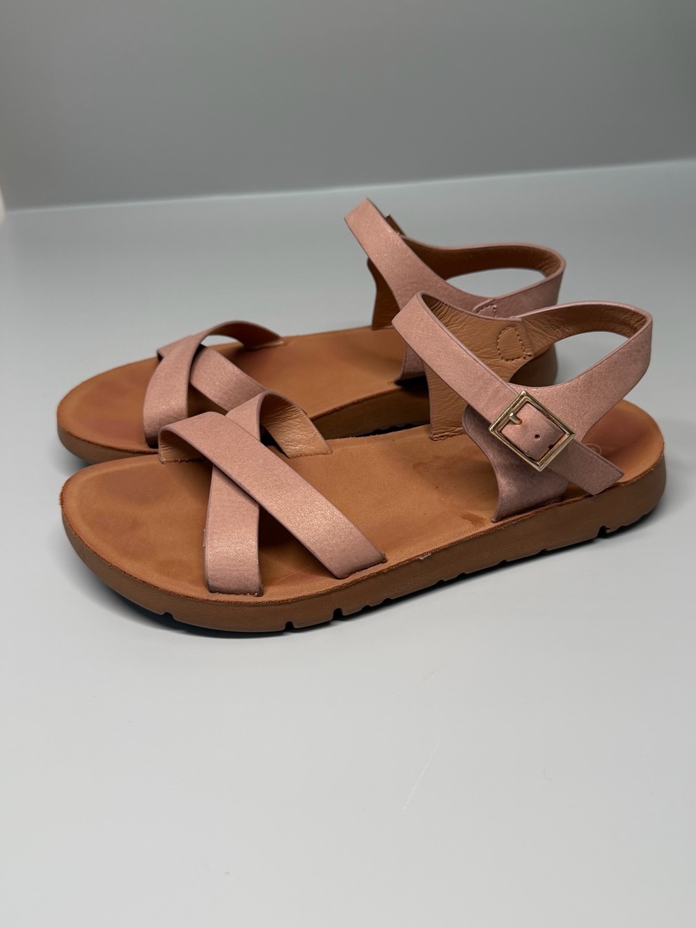 Link Girls' Rose Gold Metallic Strappy Sandals